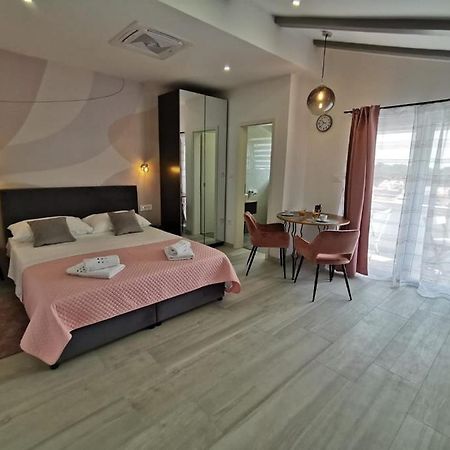 New Nikolina 4 Star Apartamento Mali Lošinj Exterior foto