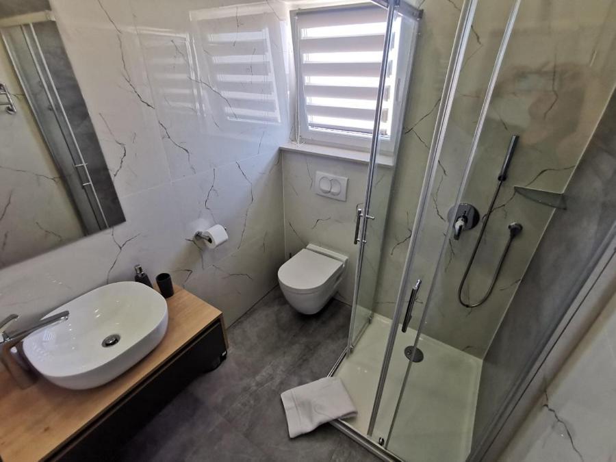 New Nikolina 4 Star Apartamento Mali Lošinj Exterior foto
