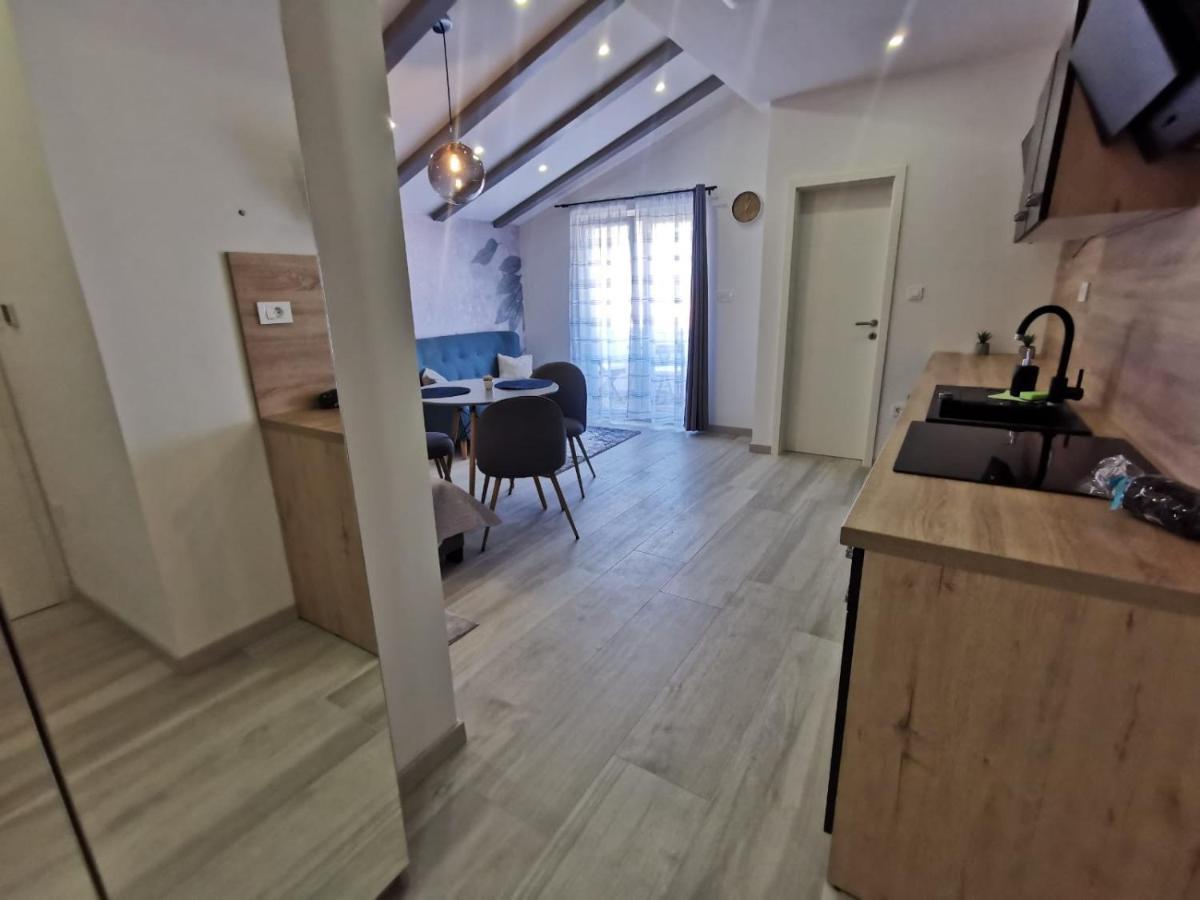 New Nikolina 4 Star Apartamento Mali Lošinj Exterior foto